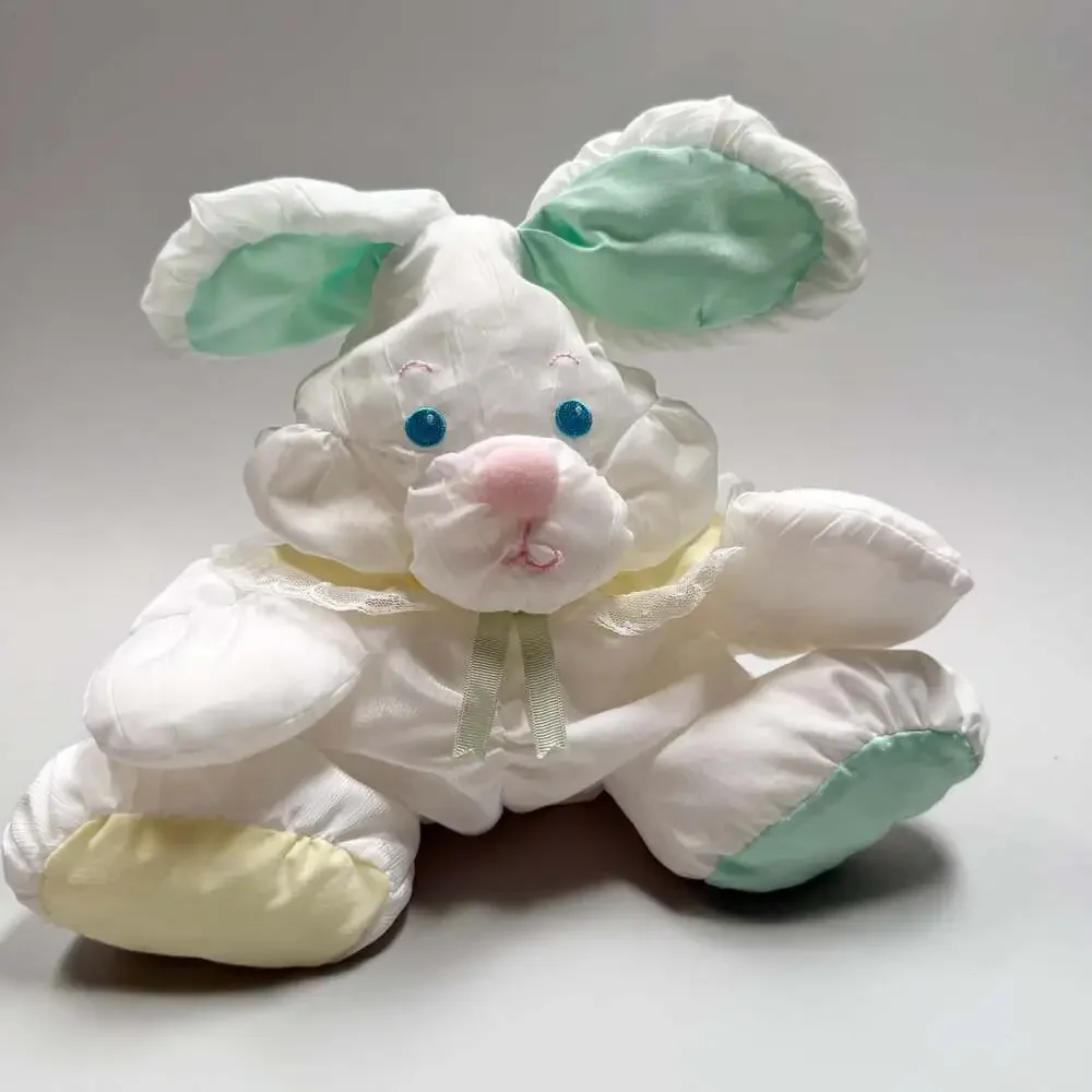Vintage 1988 Fisher Price Baby Puffalump White Bunny Rabbit Rattle Plush 1359
